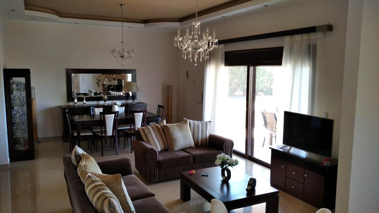 Kos Villa - Family Comfort With Large Garden, Jacuzzi Bagian luar foto